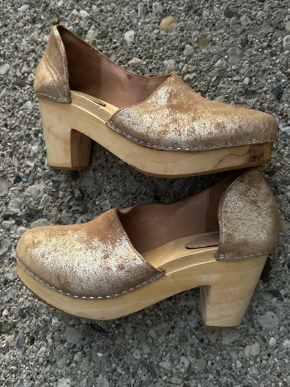 Free People Monroe Metallic Gold Leather Wooden Clog Heels Size 6.5 | EU 37